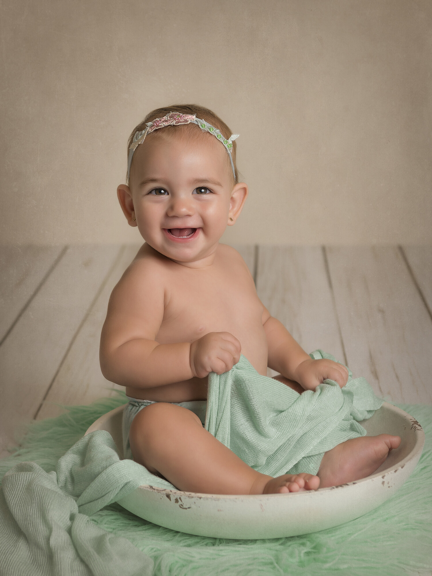 2nphoto - Sesión de newborn en Barcelona - reportaje-seguimiento-9-meses-norah-009.jpg