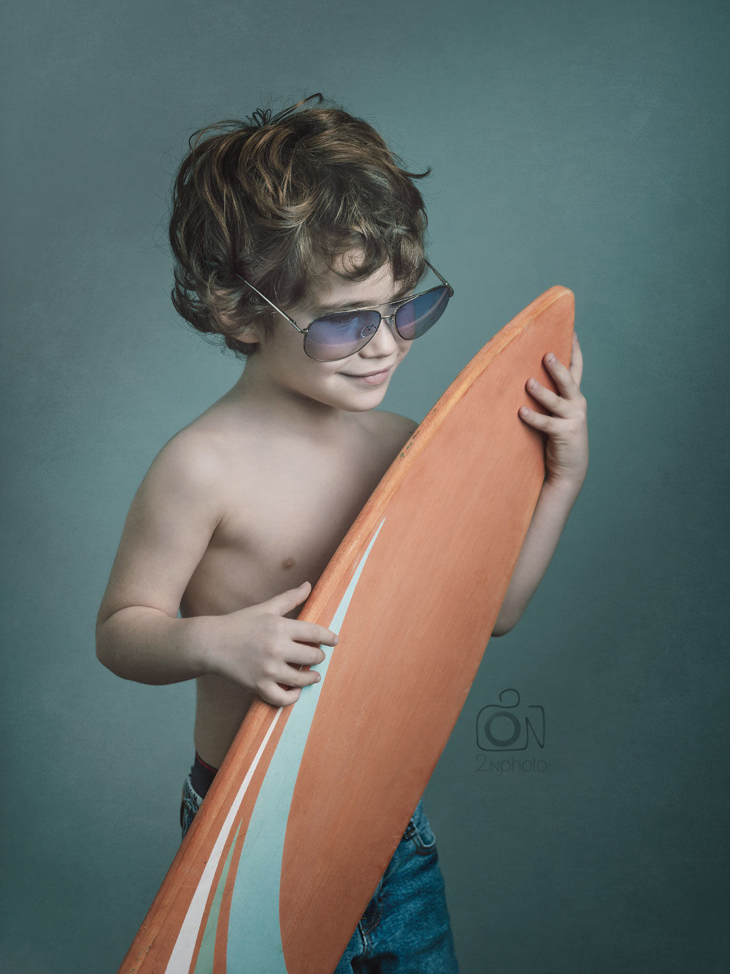 2nphoto - Sesión de newborn en Barcelona - reportaje-sesion-fotografia-verano-playa-kids-baby-surfer-barcelona-2.jpg