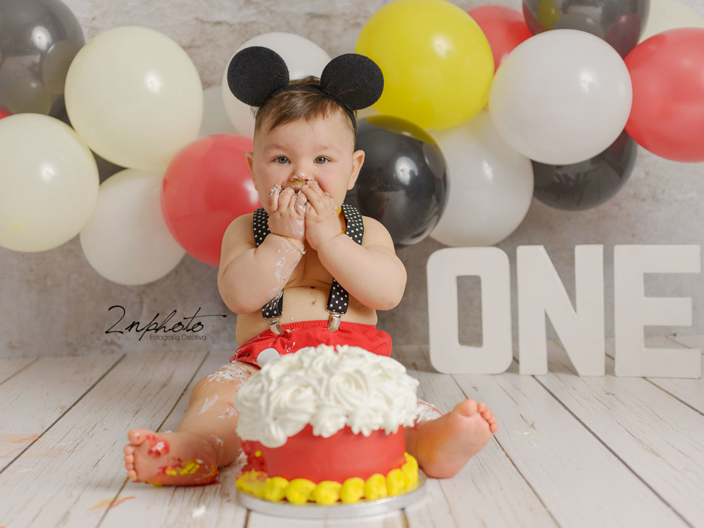 2nphoto - Sesión de newborn en Barcelona - reportaje-sesion-smash-cake-sesiones-primer-cumplean-os-fotografo-infantil-foto-grafo-barcelona.jpg