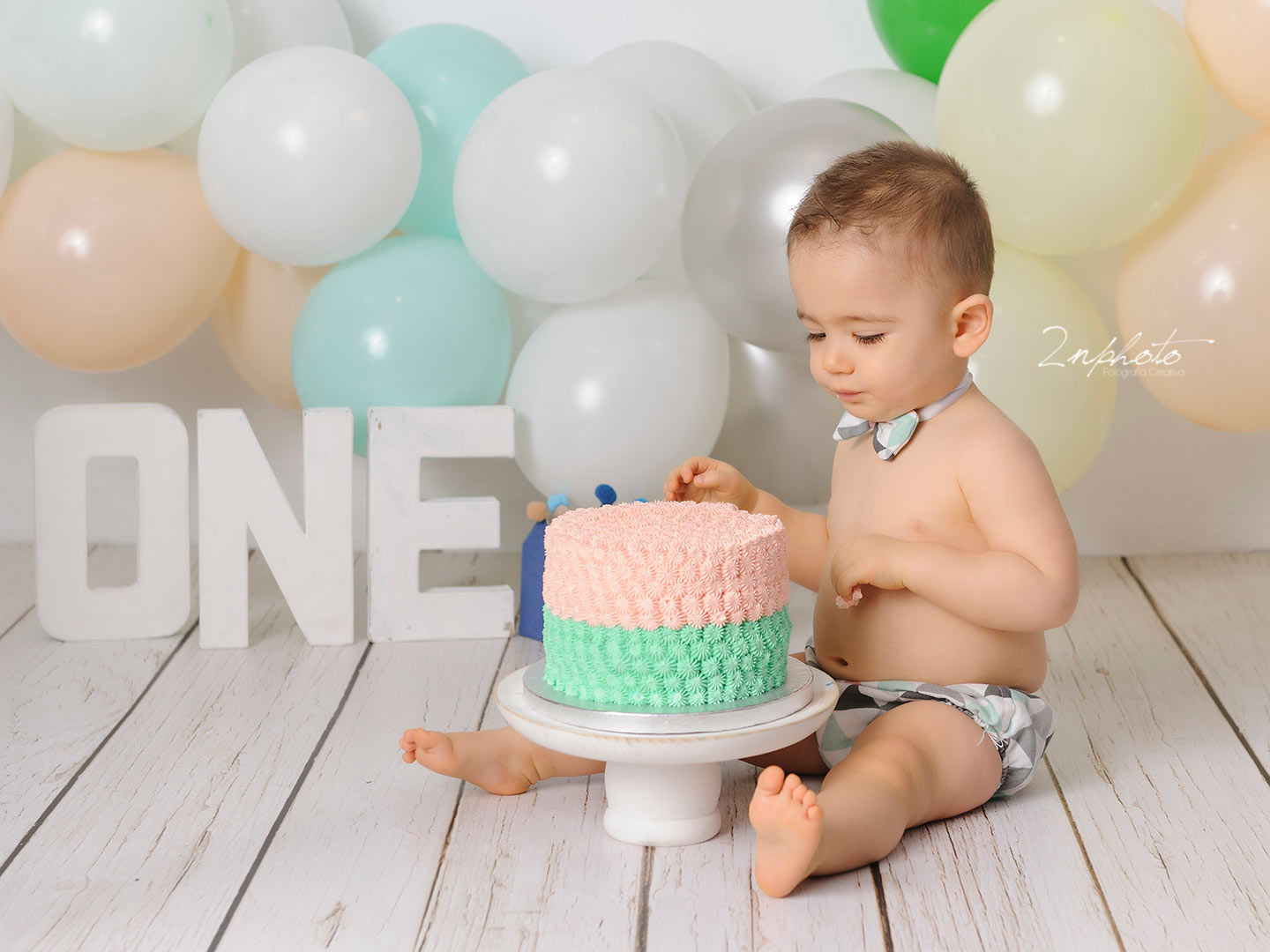 2nphoto - Sesión de newborn en Barcelona - reportaje-smash-cake-sesio-n-cumplean-os-fotografi-a-infantil-foto-grafo-barcelona.jpg