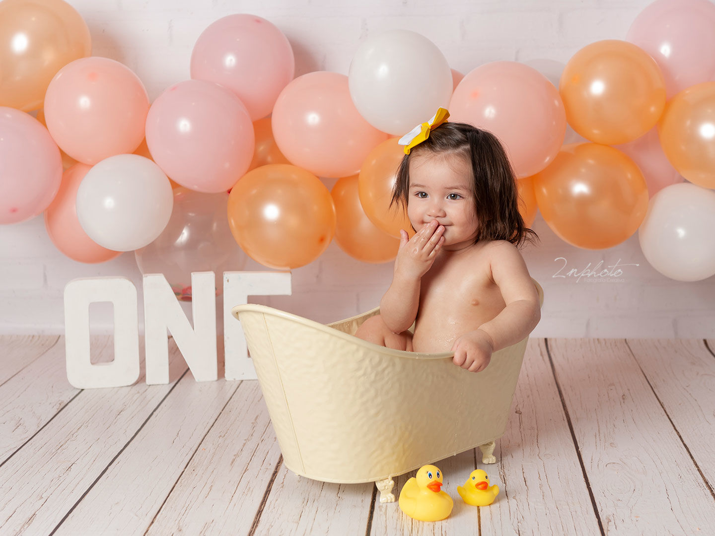 2nphoto - Sesión de newborn en Barcelona - reportaje-smash-cake-sesio-n-primer-cumplean-os-sesio-n-ban-o-fotografi-a-infantil-foto-grafo-barcelona.jpg